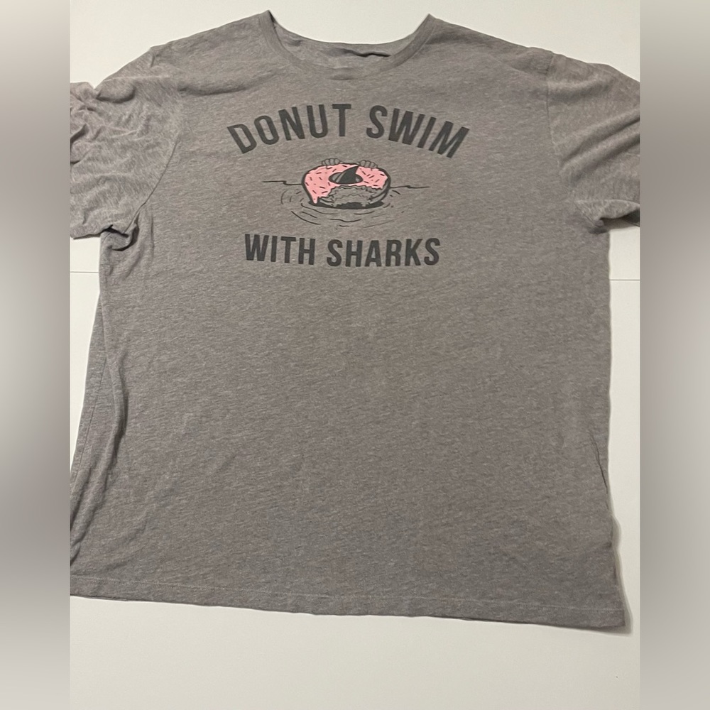 Old Navy “Donut Swim With Sharks” Men’s XL Short Sleeve T-Shirt